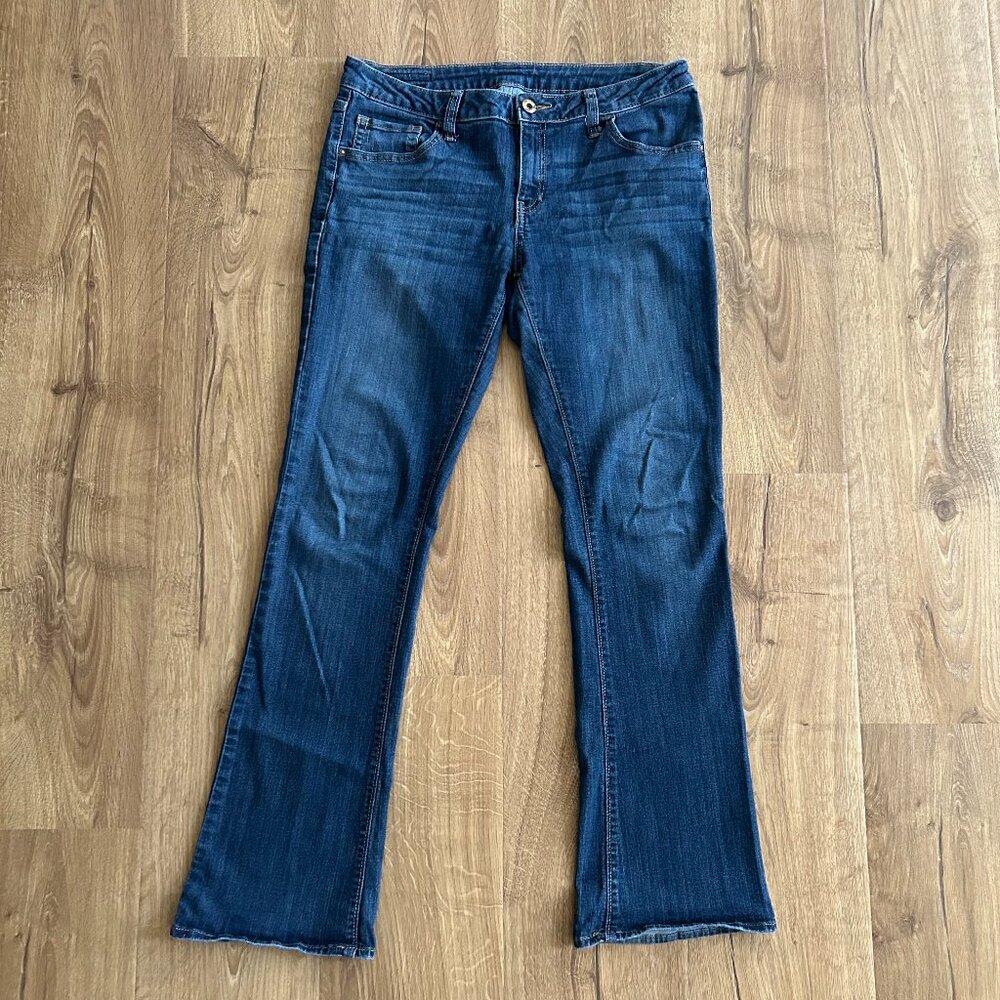 Simply Vera Vera Wang Jeans Size 10 Regular | Women’s Classic Denim | Mid Rise